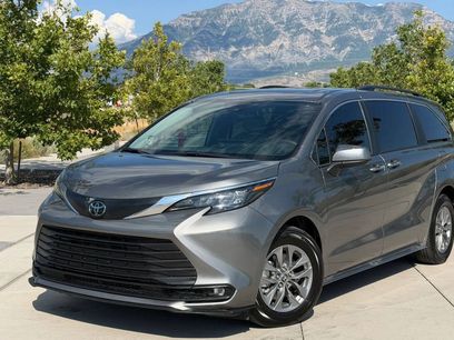 Used 2026 Toyota Sienna XLE