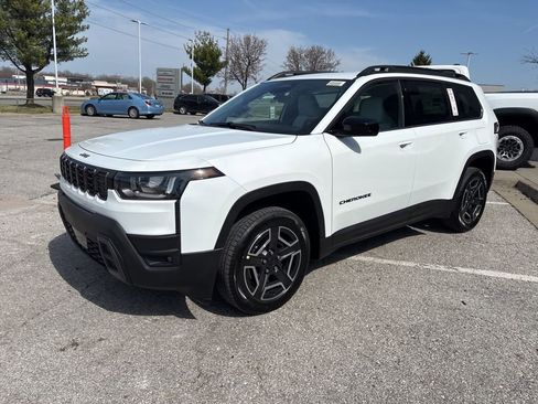 New 2026 Jeep Cherokee Laredo AWD/4WD image 14