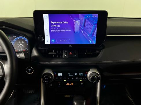 Used 2024 Toyota RAV4 Limited image 19