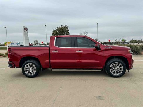 Used 2021 Chevrolet Silverado 1500 High Country w/ Safety Package II image 2