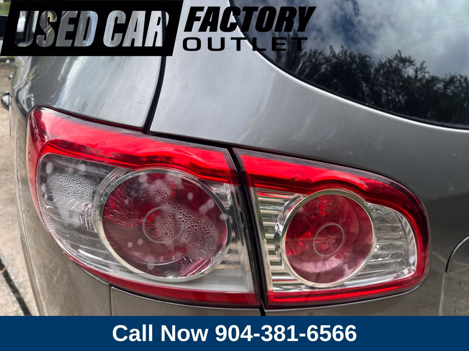 Used 2012 Hyundai Santa Fe SE FWD image 6