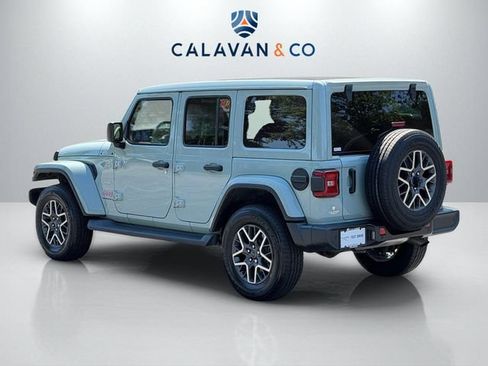 Used 2024 Jeep Wrangler Unlimited Sahara w/ Technology Group AWD/4WD image 7
