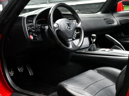 Used 2005 Honda S2000 image 18