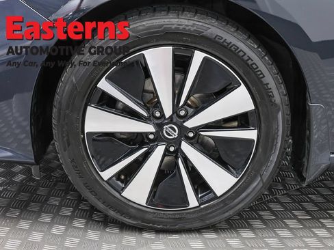 Used 2021 Nissan Altima 2.5 SV w/ SV Premium Package FWD image 33
