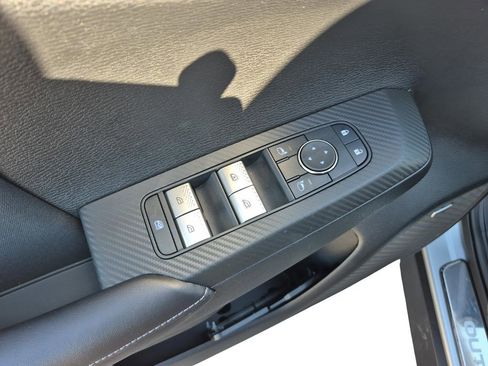 New 2026 Mitsubishi Outlander ES image 25