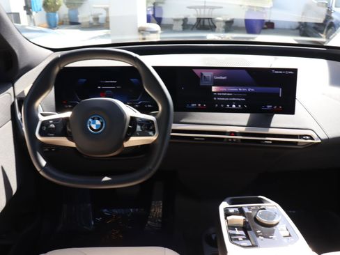 Used 2025 BMW iX xDrive50 image 22