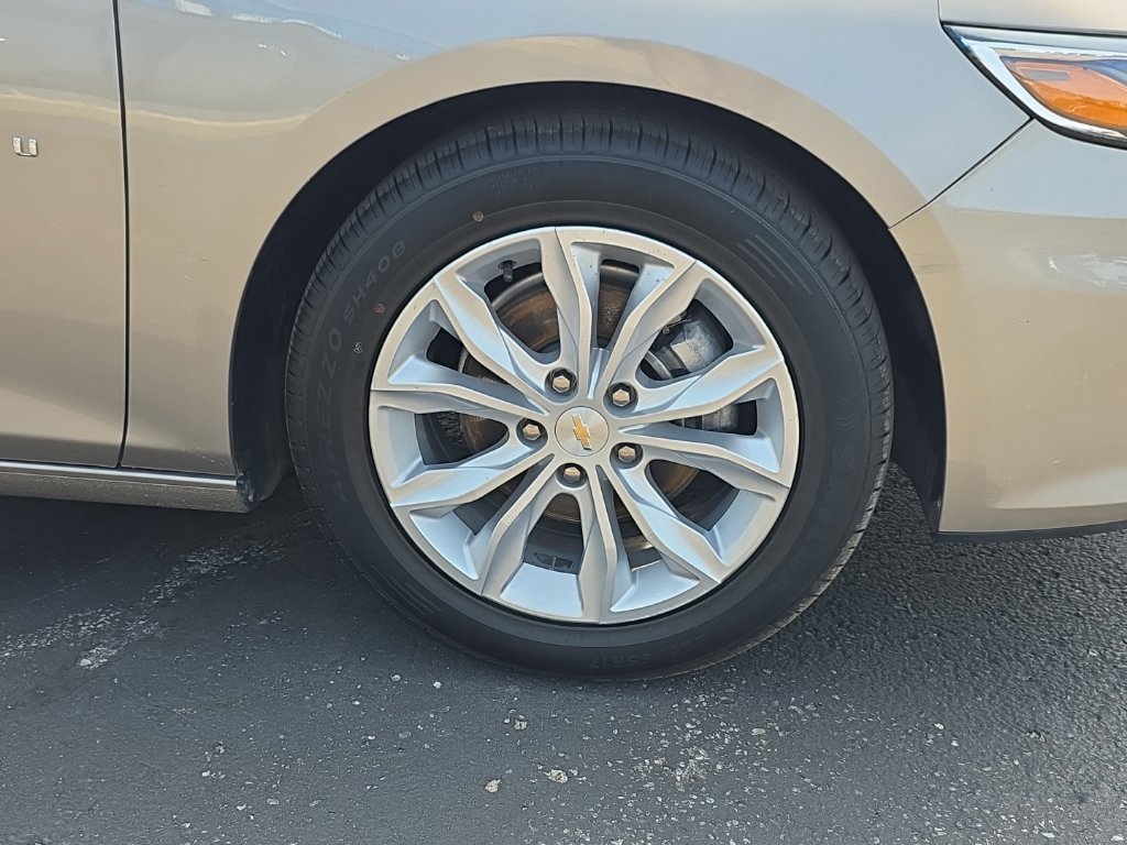 Used 2024 Chevrolet Malibu LT FWD image 16