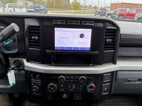 Used 2023 Ford F350 XL w/ Snow Plow Prep Package AWD/4WD image 18