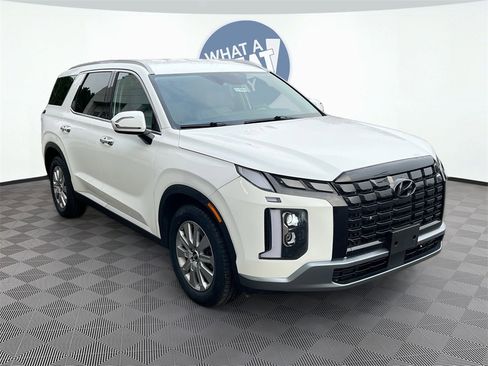 Used 2024 Hyundai Palisade SEL image 1