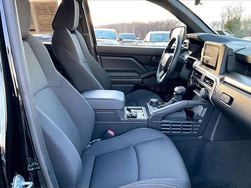 Used 2025 Toyota 4Runner SR5 image 22