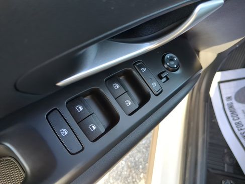 Used 2024 Hyundai Santa Cruz SEL w/ Activity Package image 16