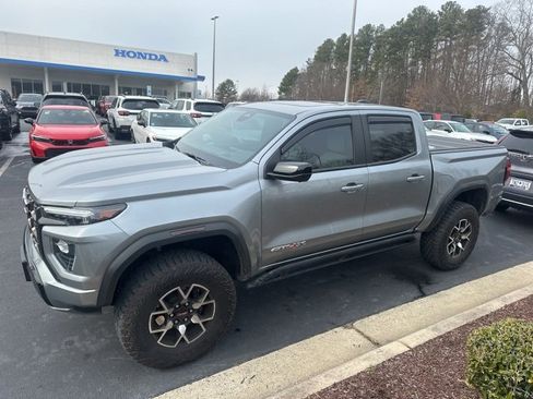 Used 2024 GMC Canyon AT4X image 2