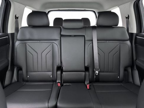 New 2026 Hyundai Santa Fe SEL FWD image 16