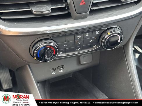 Certified 2024 Buick Encore GX Preferred w/ Comfort Package FWD image 26