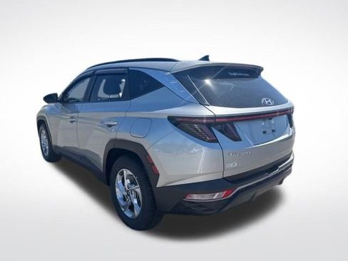 Used 2023 Hyundai Tucson SEL FWD image 3