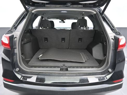 Used 2020 Chevrolet Equinox LT FWD image 27