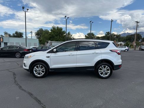 Used 2018 Ford Escape SEL image 5