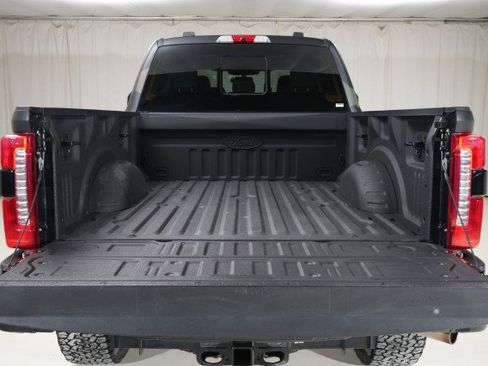 Used 2023 Ford F250 XLT w/ Tremor Off-Road Package AWD/4WD image 21