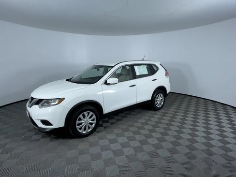 Used 2016 Nissan Rogue S AWD/4WD image 4