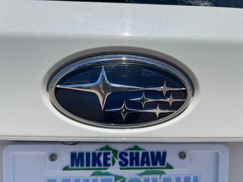 Used 2022 Subaru Outback Limited AWD/4WD image 22