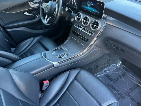 Used 2020 Mercedes-Benz GLC 300 4MATIC image 18