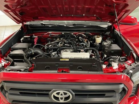 Used 2024 Toyota Tacoma SR5 image 17