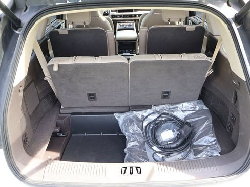 Used 2022 Lincoln Aviator Grand Touring w/ Equipment Group 301A AWD/4WD image 16