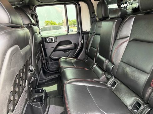 Used 2020 Jeep Gladiator Rubicon AWD/4WD image 13