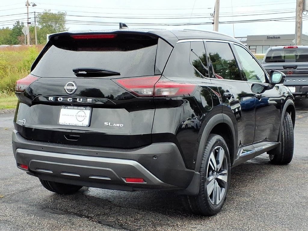 Certified 2023 Nissan Rogue SL w/ SL Premium Package AWD/4WD image 3