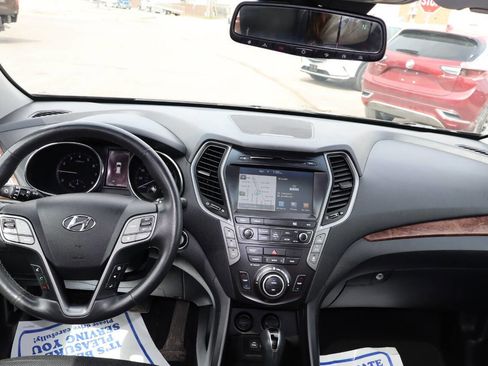 Used 2017 Hyundai Santa Fe Limited image 15