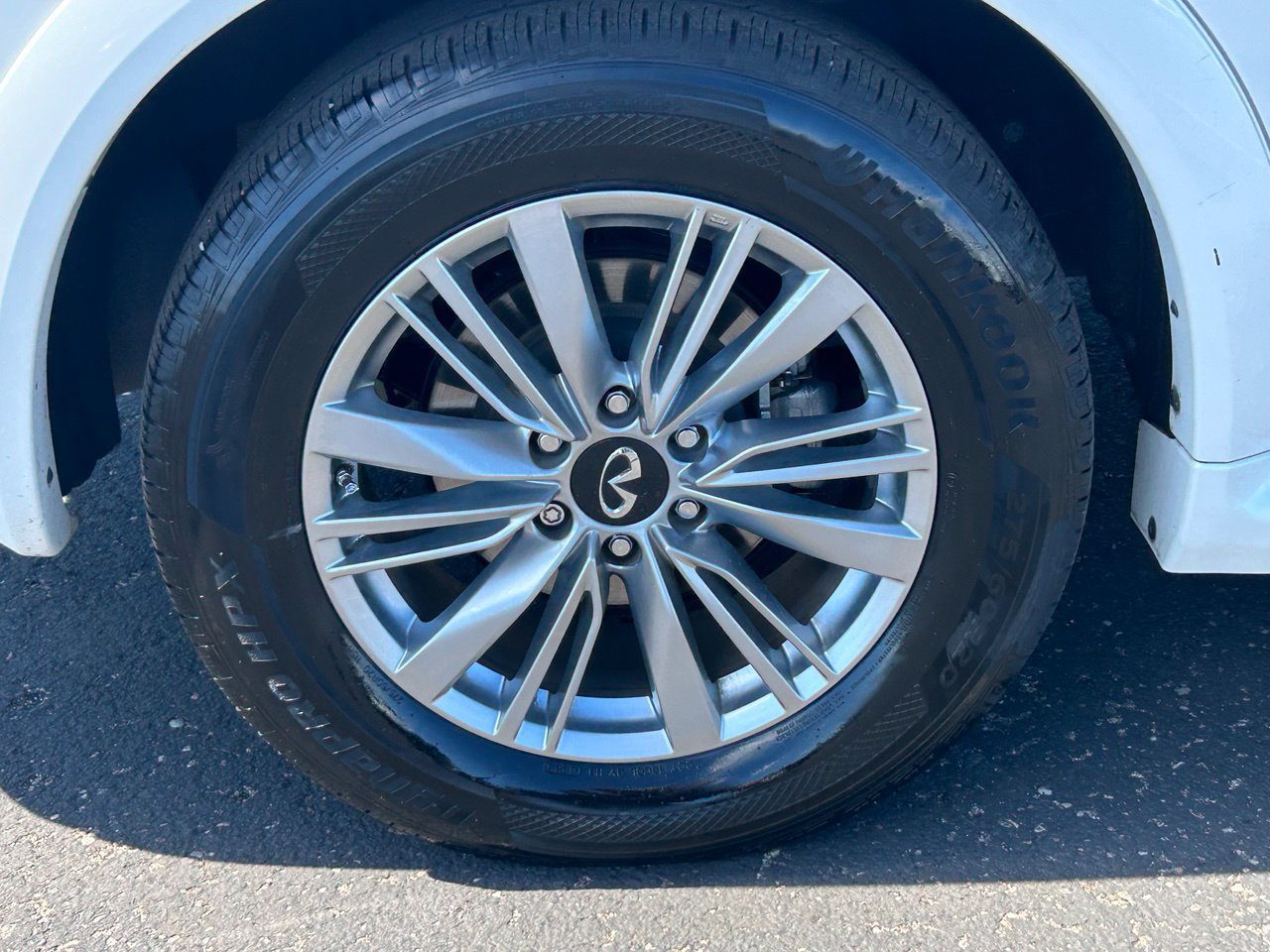 Used 2019 INFINITI QX80 Luxe w/ Cargo Package RWD image 9