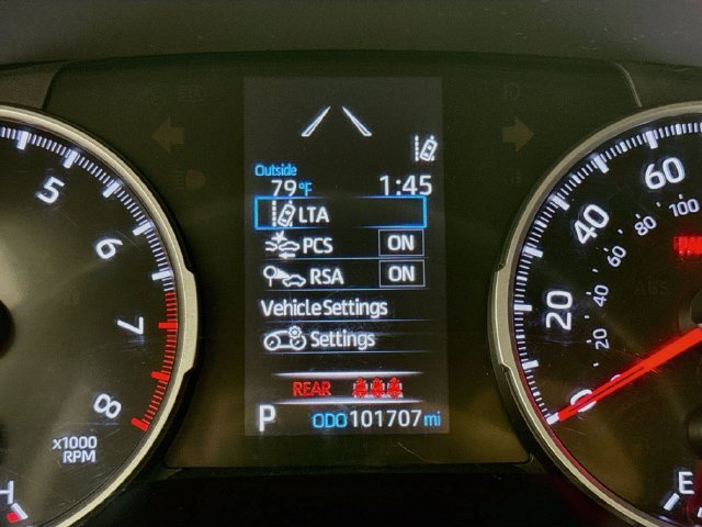 Used 2020 Toyota RAV4 LE FWD image 12