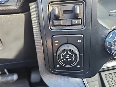 New 2025 Ford F150 Platinum w/ Equipment Group 702A High image 26