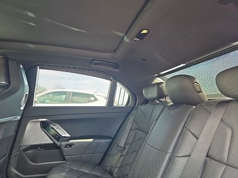 Used 2024 BMW 740i xDrive image 58