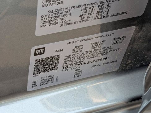 Used 2024 Chevrolet Silverado 1500 LT AWD/4WD image 38