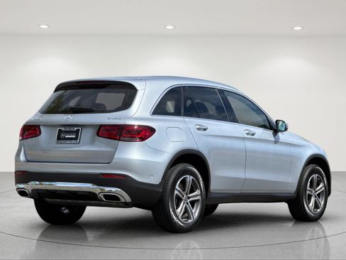 Used 2022 Mercedes-Benz GLC 300 4MATIC image 6