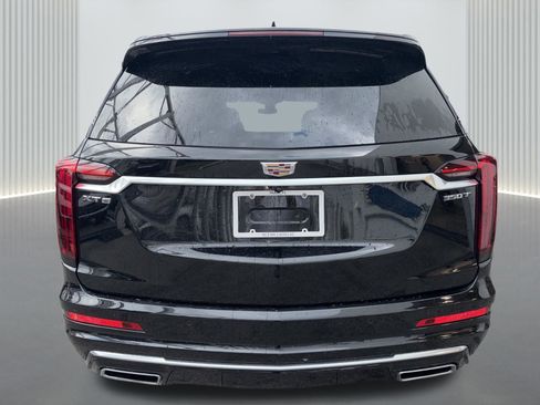 Used 2022 Cadillac XT6 Luxury FWD image 4