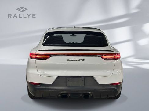 Used 2022 Porsche Cayenne GTS AWD/4WD image 4
