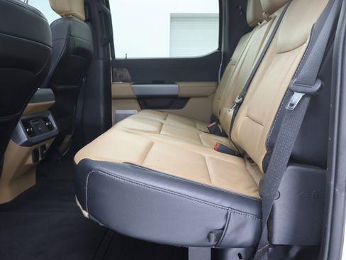 Used 2024 Ford F350 Lariat w/ Lariat Ultimate Package image 40