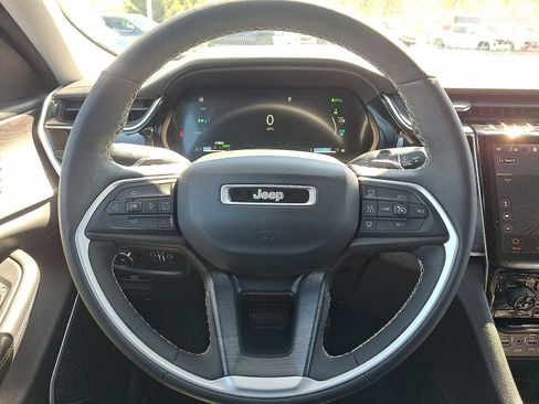 Used 2022 Jeep Grand Cherokee Limited 4xe image 20