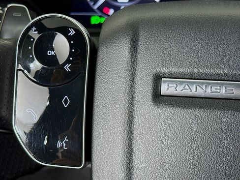 Used 2018 Land Rover Range Rover Velar R-Dynamic SE image 13