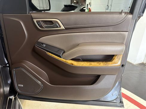 Used 2017 GMC Yukon Denali w/ Open Road Package AWD/4WD image 29