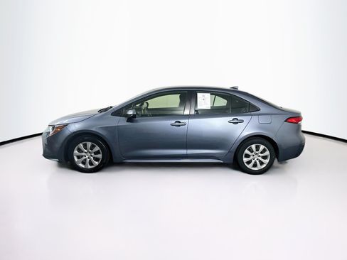 Used 2021 Toyota Corolla LE FWD image 4