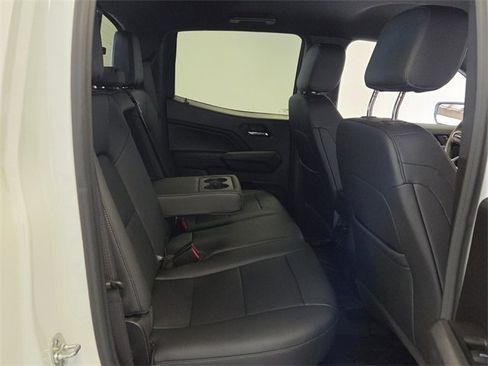 Used 2025 GMC Canyon Elevation w/ Convenience Package image 17