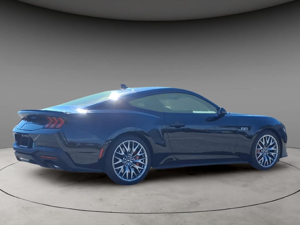 Used 2024 Ford Mustang GT Premium RWD image 7
