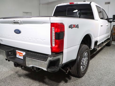 Used 2024 Ford F250 Lariat image 7
