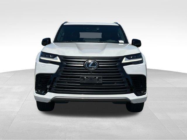 Used 2023 Lexus LX 600 4WD w/ Appearance Package image 8