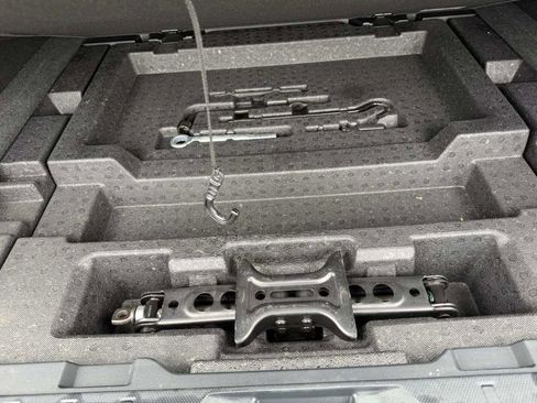 Used 2020 Subaru Outback image 7