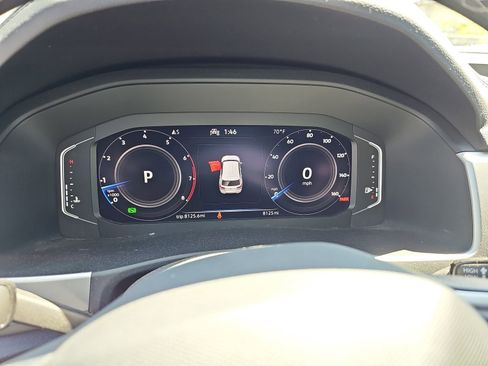 Used 2022 Volkswagen Atlas Cross Sport SE image 10