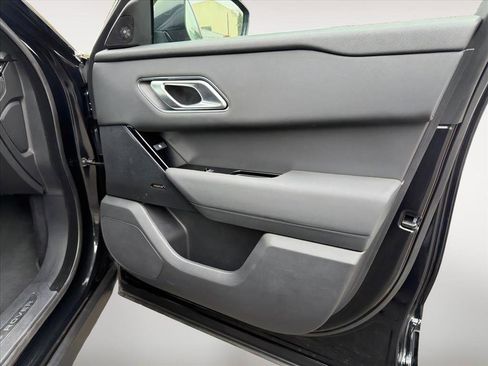 Used 2025 Land Rover Range Rover Velar Dynamic SE image 27